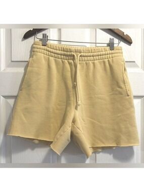 Aritzia TNA Cozy Fleece Boyfriend 6" Sweat Shorts Yellow Wheat Size Small